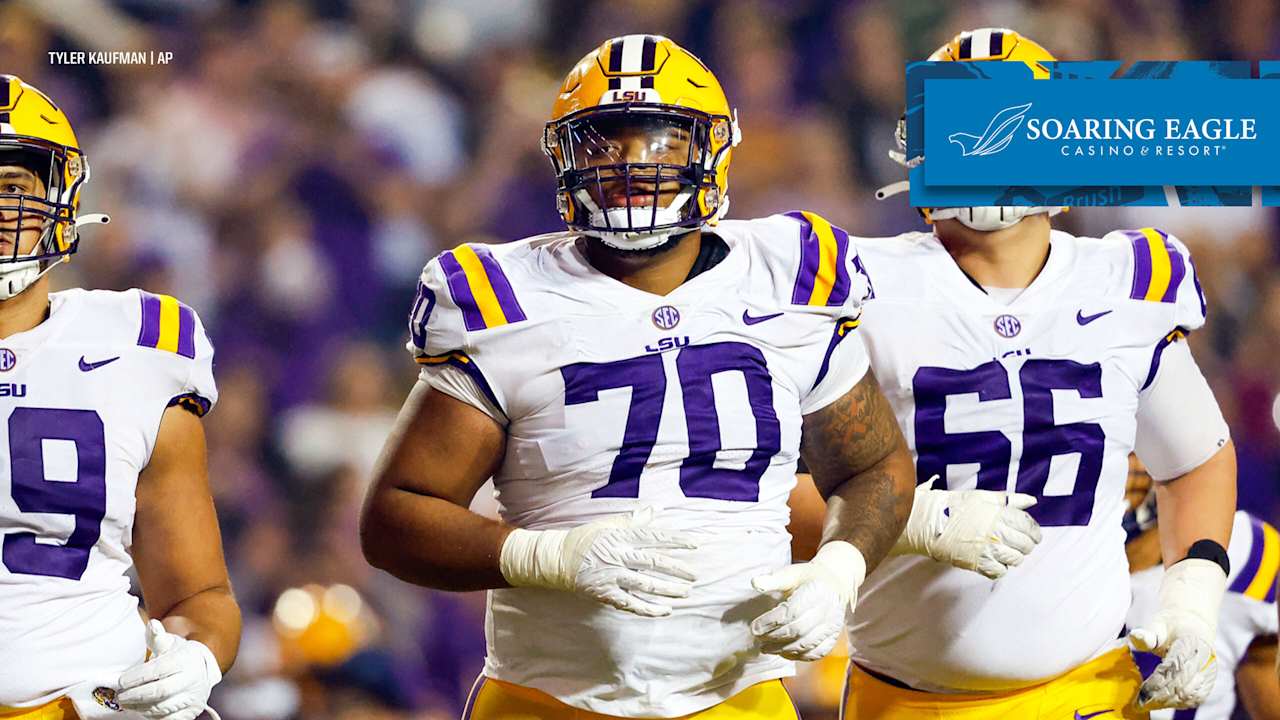 Detroit Lions offensive lineman Miles Frazier