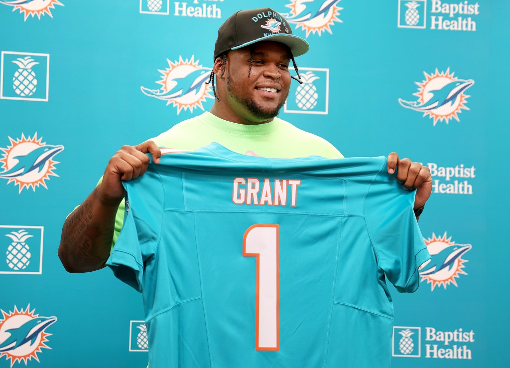 Dolphins rookie Kenneth Grant already under big pressure