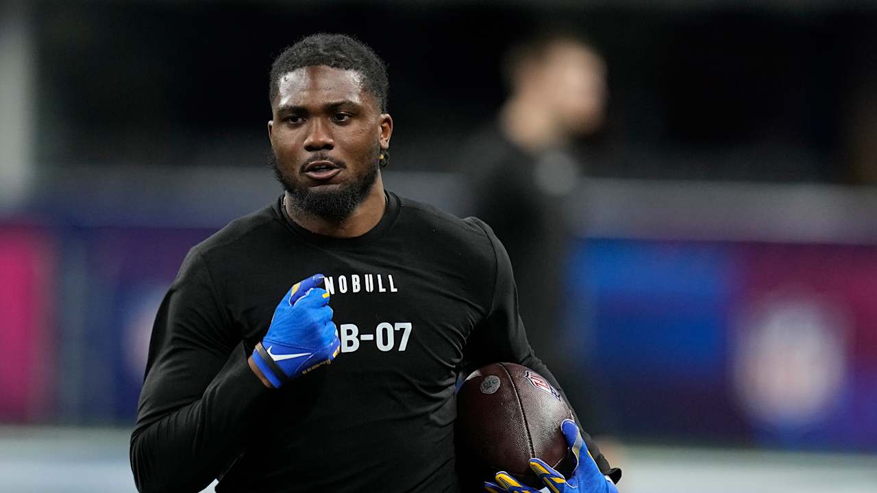 Panthers add cornerback off waivers