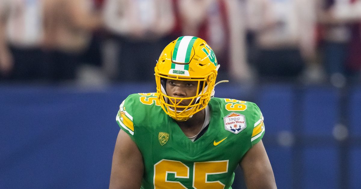 Dallas Cowboys NFL Draft 2025: Ajani Cornelius, OL, Oregon, pick 204