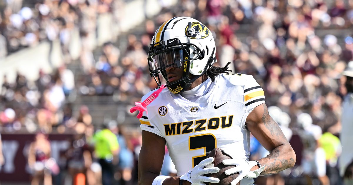 Bears’ Luther Burden III is a ‘dog’ just like Lions’ Jameson Williams