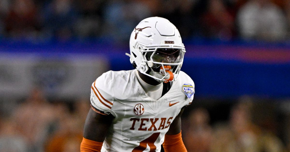 Texas S Andrew Mukuba selected No. 64 overall by the Philadelphia Eagles