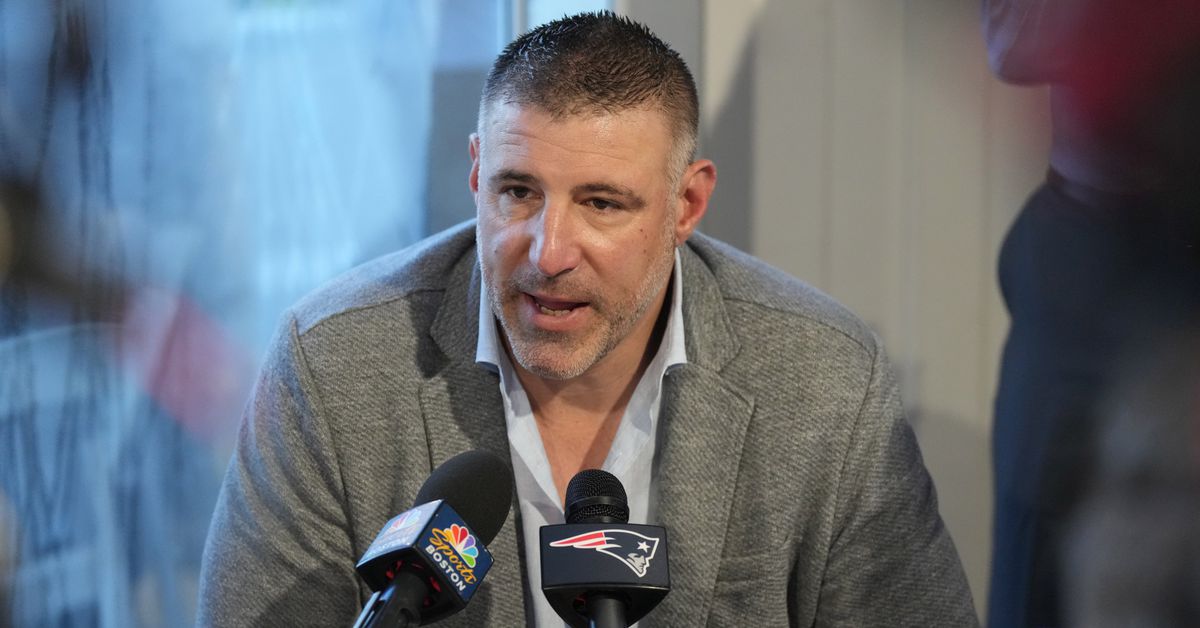 NFL Draft 2025: Patriots trade down 11 spots with Lions for extra pick