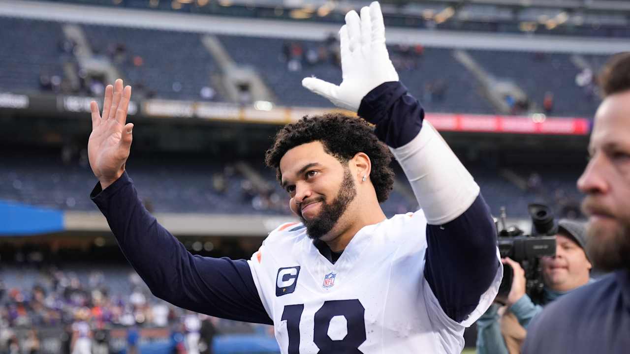 Bears, 49ers rise after early 2025 free agency moves; Texans tumble