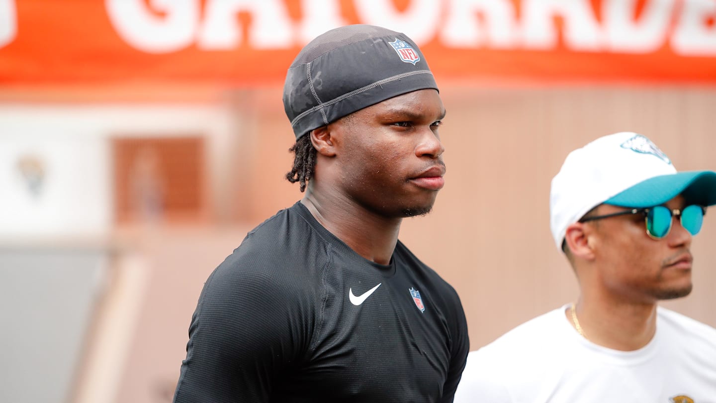 Travis Hunter Married Fiancé Leanna Lenee in Saturday Wedding Ceremony