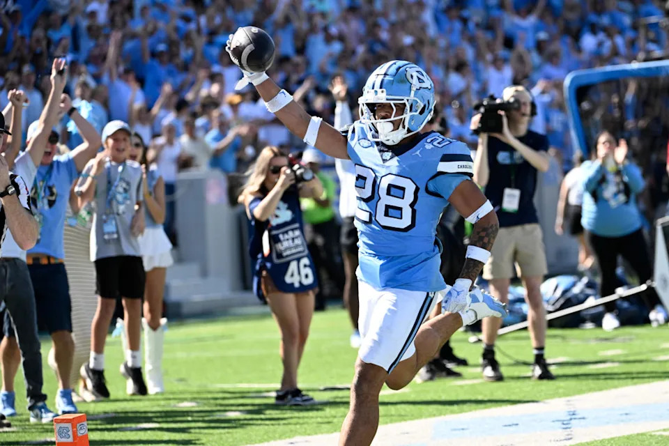 North Carolina Tar Heels running back Omarion Hampton (28) runs for a touchdown in the third quarter at Kenan Memorial Stadium.© Bob Donnan-Imagn Images