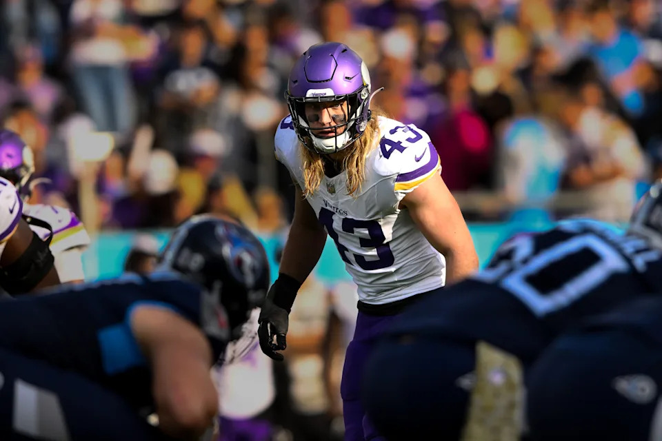Nov 17, 2024; Nashville, Tennessee, USA;  Minnesota Vikings linebacker Andrew Van Ginkel (43) sneaks a peak into the backfield  against the Tennessee Titans during the second half at Nissan Stadium. Mandatory Credit: Steve Roberts-Imagn Images