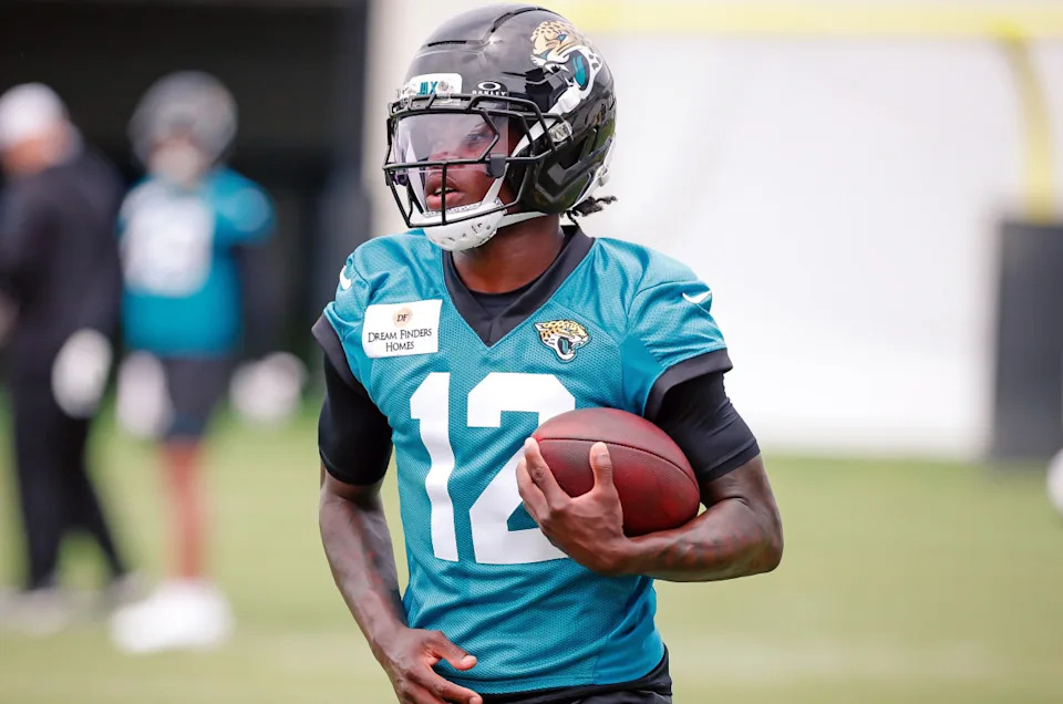 Jacksonville Jaguars wide receiver Travis Hunter (12).Travis Register-Imagn Images