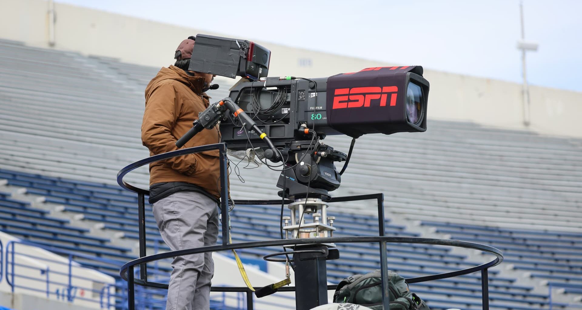 ESPN flagship streaming app to be named 'ESPN,' sources say