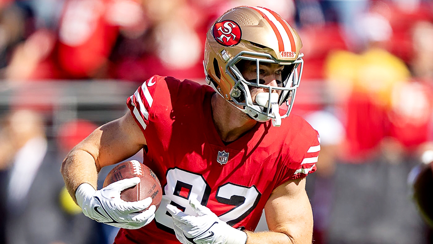 49ers bring back tight end Ross Dwelley on 1-year deal