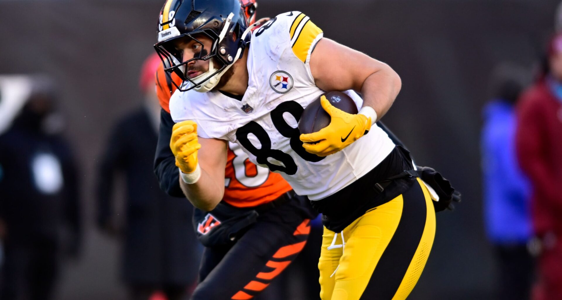 Steelers Post-Draft Super Bowl Odds; Pat Freiermuth Gives Back to Community