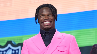 “Travis is moving like he’s injured”: Jacksonville Jaguars’ two-way star Travis Hunter pays a meet-and-greet visit to a young athlete