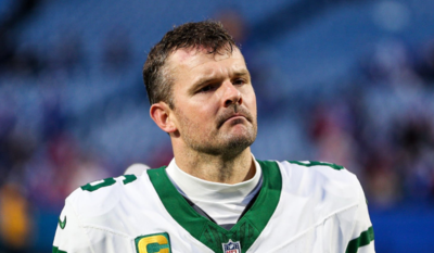 Thomas Morstead, 39-year-old punter, has been signed by the San Francisco 49ers, a fan says: “Saleh bring you there?”