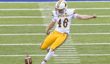 Ravens sign three undrafted rookies, including kicker John Hoyland