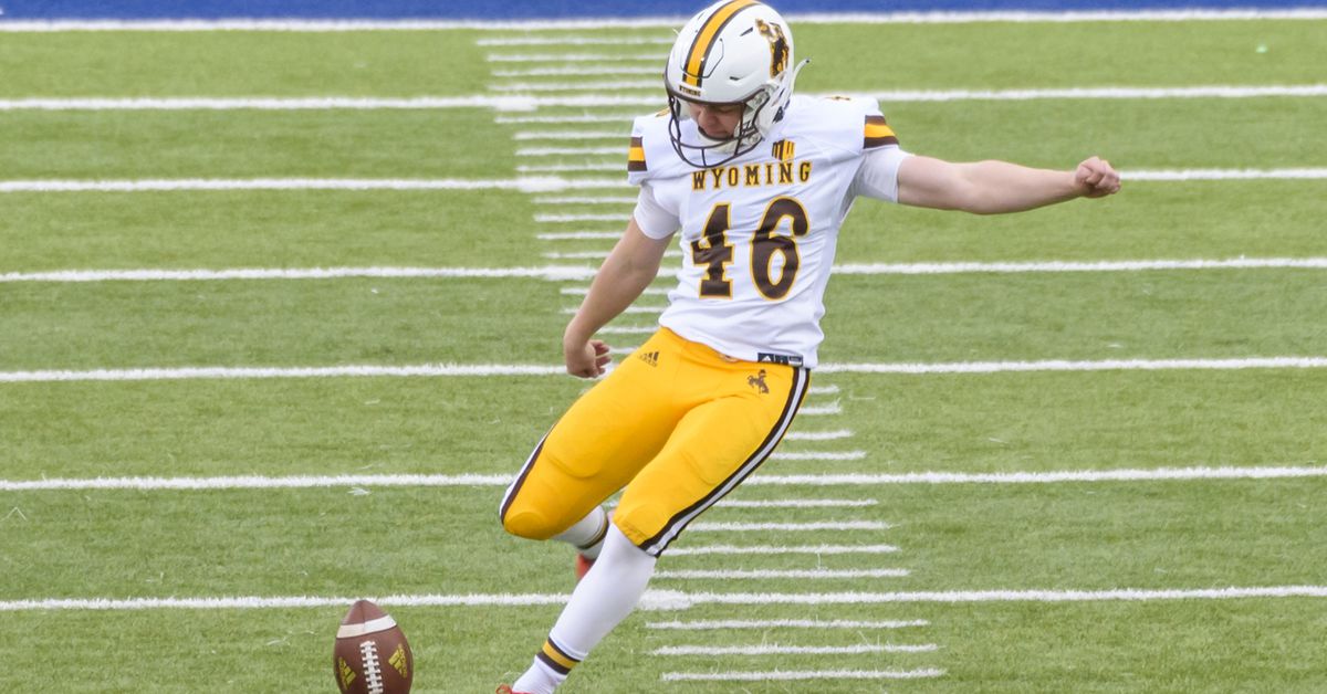 Ravens sign three undrafted rookies, including kicker John Hoyland