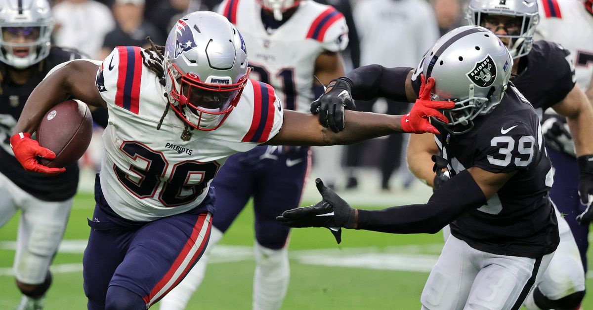 Patriots listed as favorites over Raiders in 2025 season opener