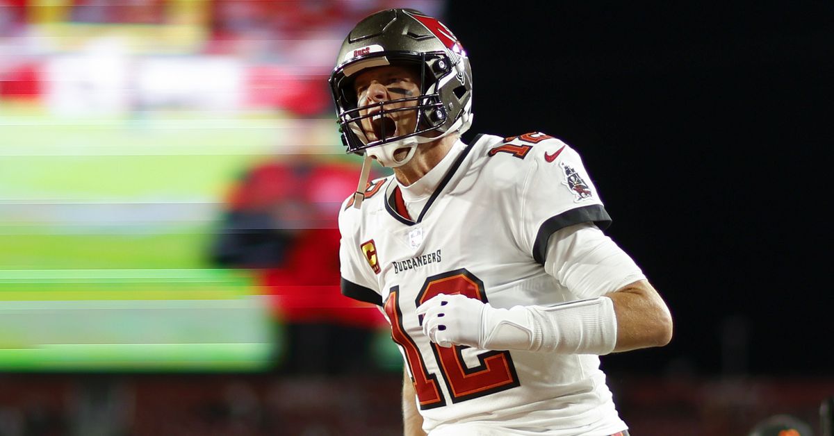 Tom Brady praises Mike Evans and Chris Godwin as "motivators"