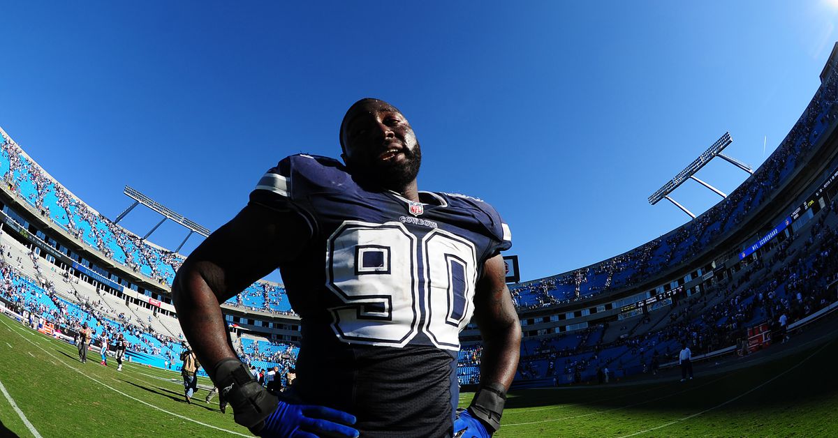 Dallas Cowboys NT Jay Ratliff welcomed former Eagles C Jay Ratliff to NFL