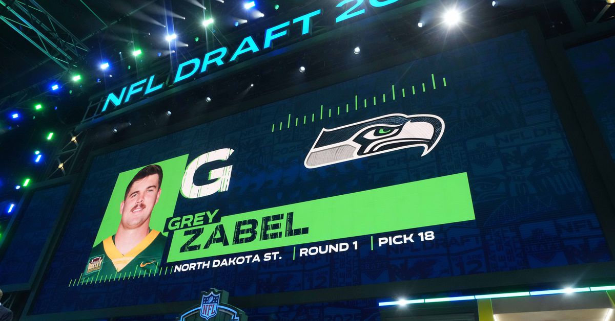 Watch the 2025 Seattle Seahawks rookie class in first minicamp practice