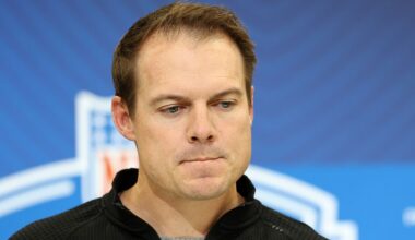 Kevin O'Connell sends clear message on Vikings' starting quarterback decision between J.J. McCarthy and Aaron Rodgers