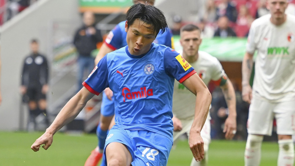 Shuto Machino nets 11th goal, leaves injured as Kiel get big win