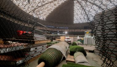 Haunting photos show biggest abandoned stadium in USA as $1bn mall and hotel plan launched
