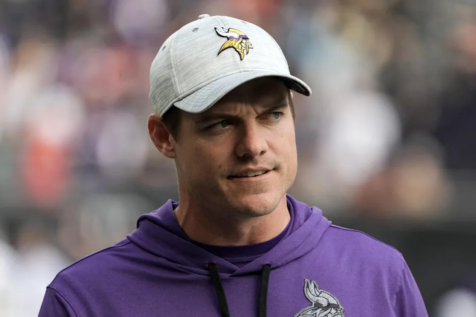 Minnesota Vikings head coach Kevin O'Connell Kirby Lee-Imagn Images