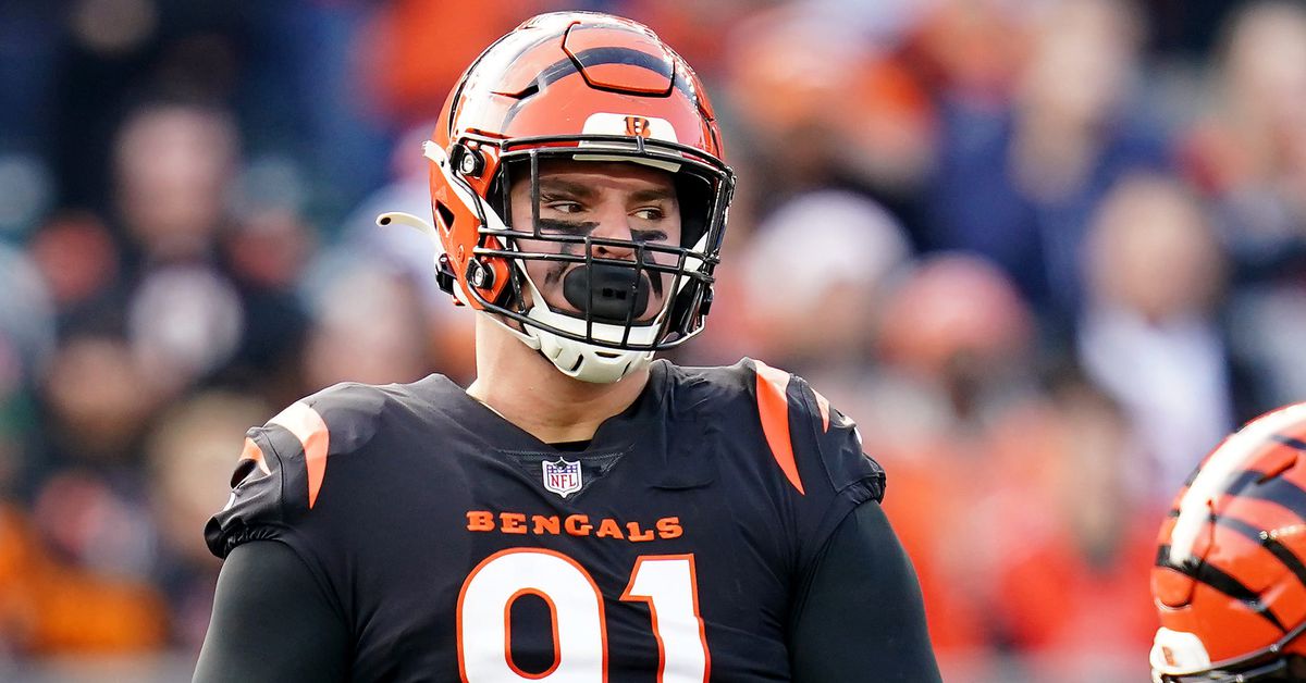 Trey Hendrickson has “no interest” in playing for Bengals under current contract, per report