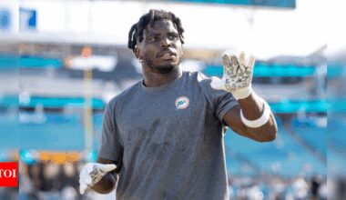Tyreek Hill has another wrist surgery this offseason—should Dolphins worry about his 2025 form? | NFL News