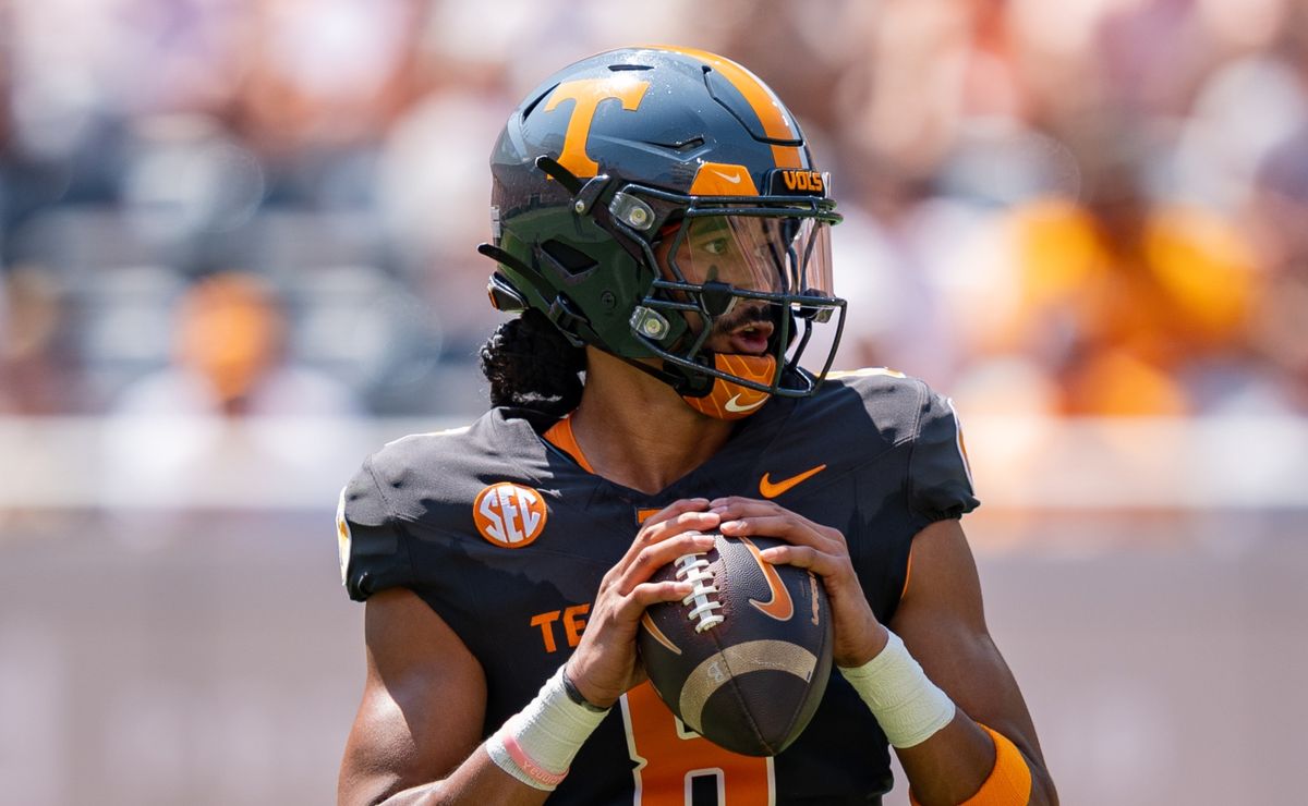 NCAAF News: UCLA QB who transferred after Nico Iamaleava's arrival finds new home in college football