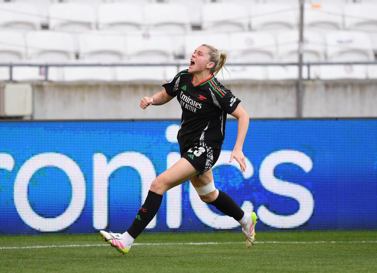 Alessia Russo Voted Women’s Player Of The Year By Football Writers