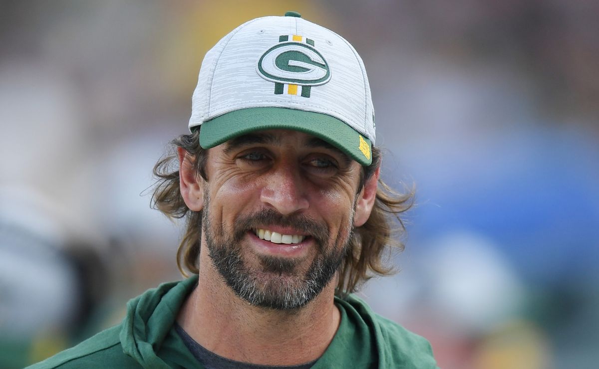 Aaron Rodgers will reportedly not sign with Vikings after Minnesota's latest stance on J.J. McCarthy