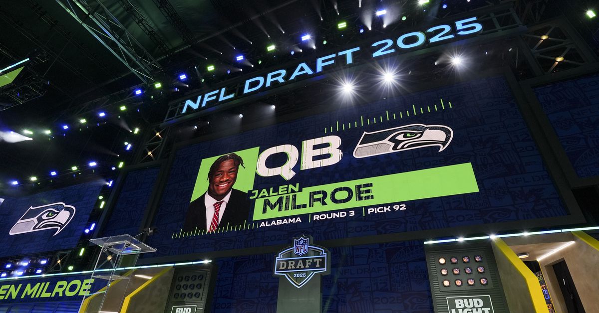 Seattle Seahawks sign 8 of 11 draft picks to rookie contracts