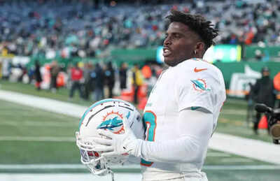 Indianapolis Colts issue apology to Tyreek Hill after fans slam insensitive schedule release video