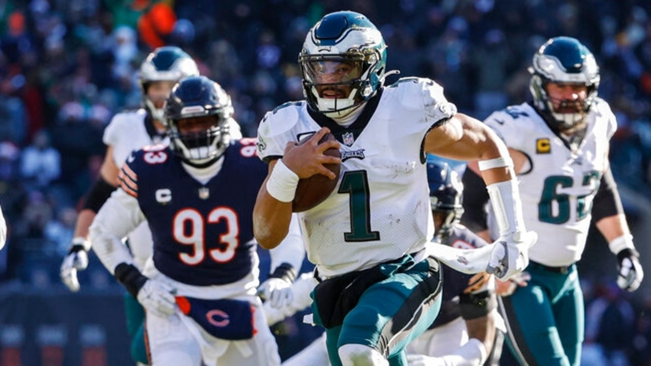 A look at Eagles’ Jalen Hurts against 2025 opponents and the QBs he’ll be facing