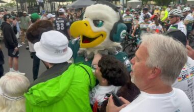 Over 7K participate with players in 8th annual Eagles Autism Challenge