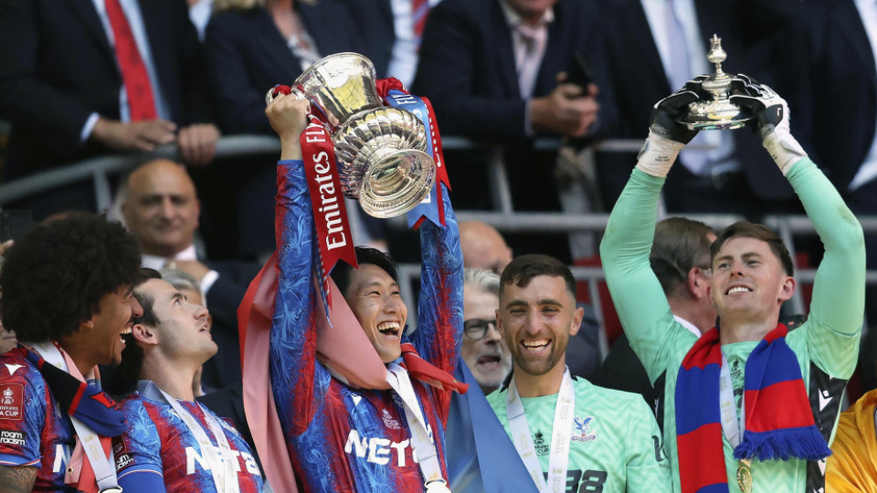 Kamada helps Palace claim 1st major trophy with FA Cup win