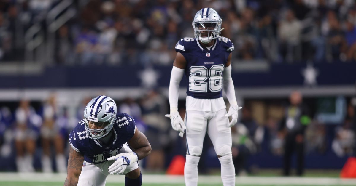 Dallas Cowboys must sign Micah Parsons or DaRon Bland before season