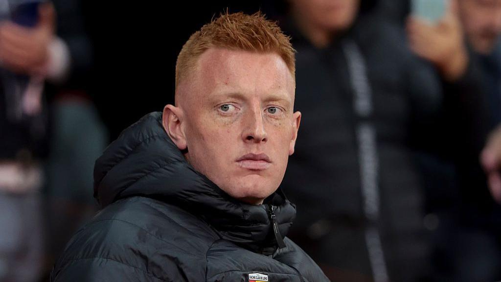 Will Still managing Lens