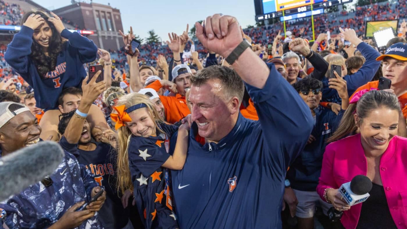 Whispers of a dark-horse CFP run pit Illinois against the program's fiercest rival -- preseason expectations