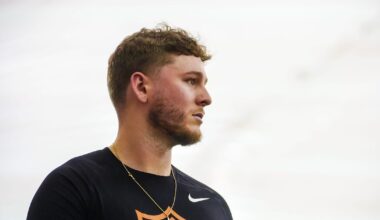 Former Texas QB Quinn Ewers show off new number, first look in Miami Dolphins gear