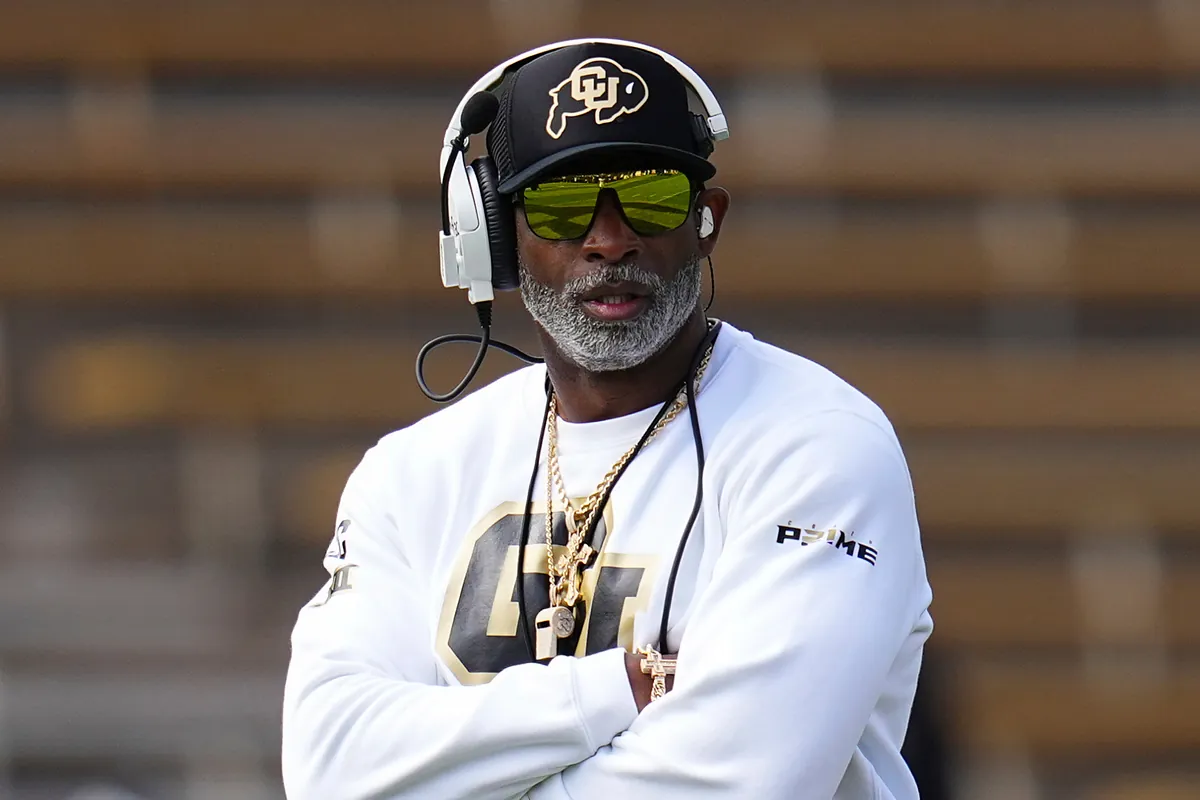 Deion Sanders' beef with CBS renewed after Colorado head coach gets overlooked in rankings - MARCA