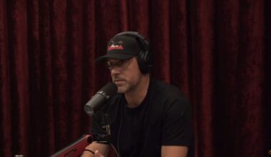 Aaron Rodgers reveals heartbreaking personal issue he's battling as quarterback considers Pittsburgh Steelers decision