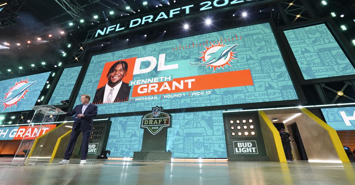 Can the Dolphins get past the Bills in 2025 with their NFL Draft haul?