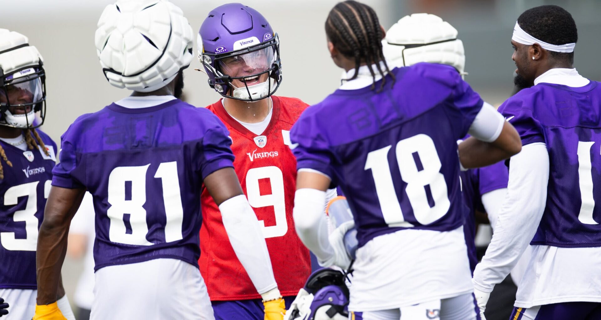 Minnesota Vikings Superstar Present for Start of Voluntary OTAs