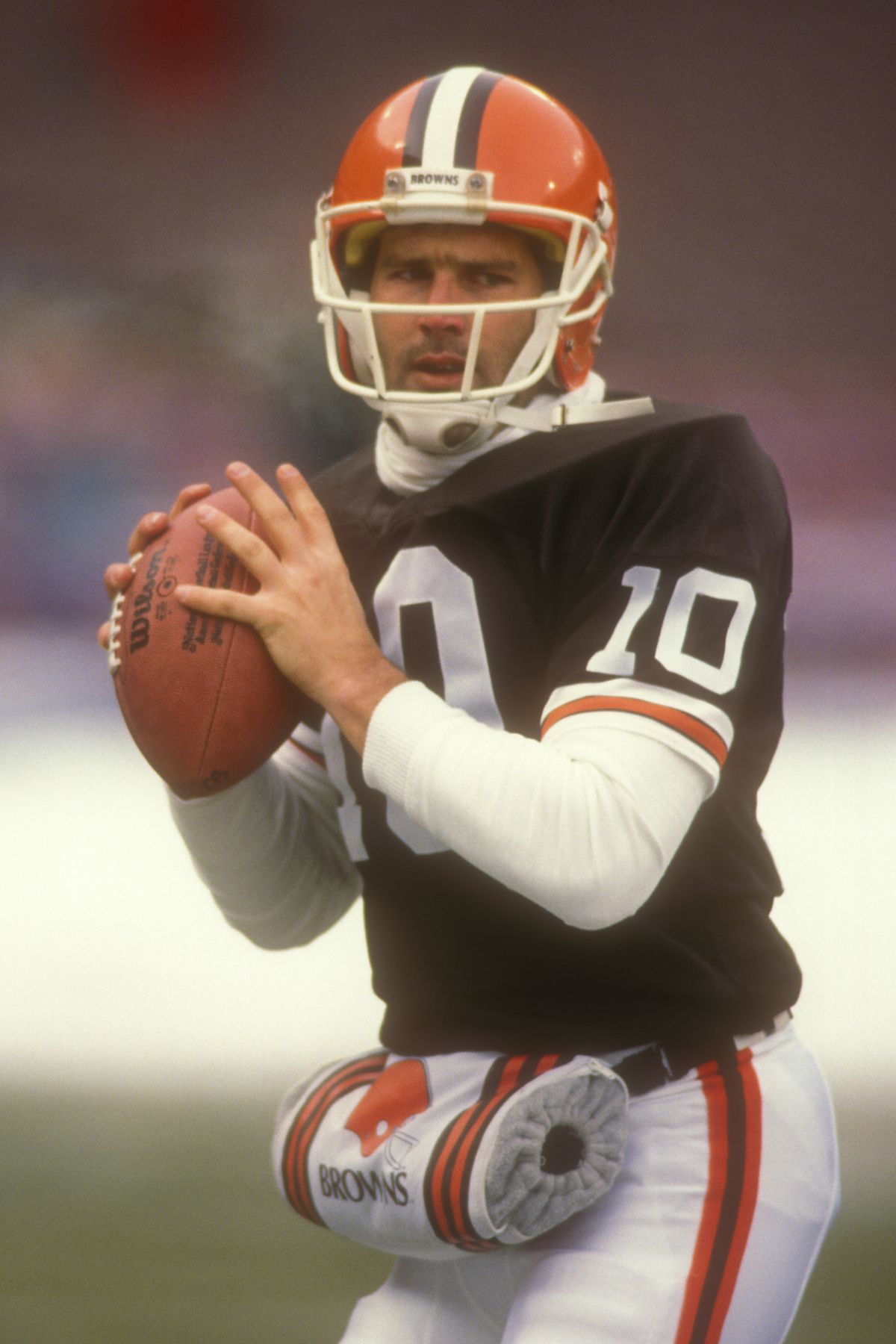 Houston Oilers v Cleveland Browns