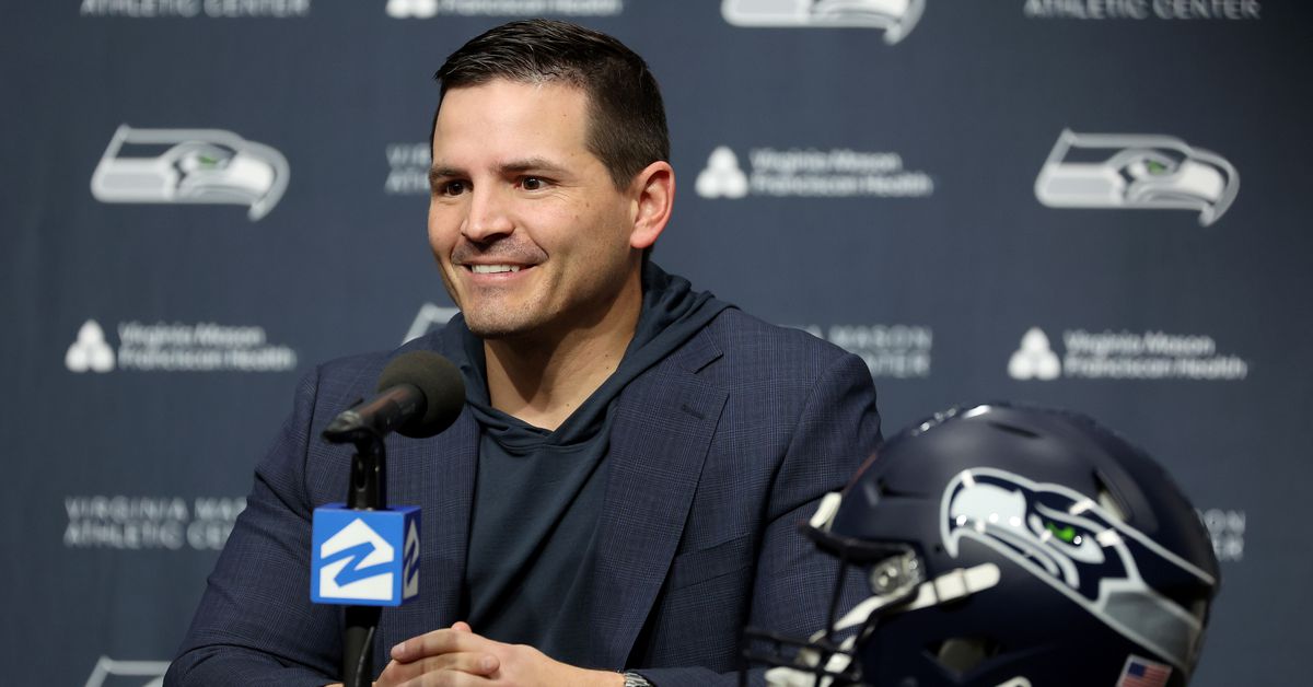 Seahawks offseason: Reimagining the offense after Geno Smith, DK Metcalf