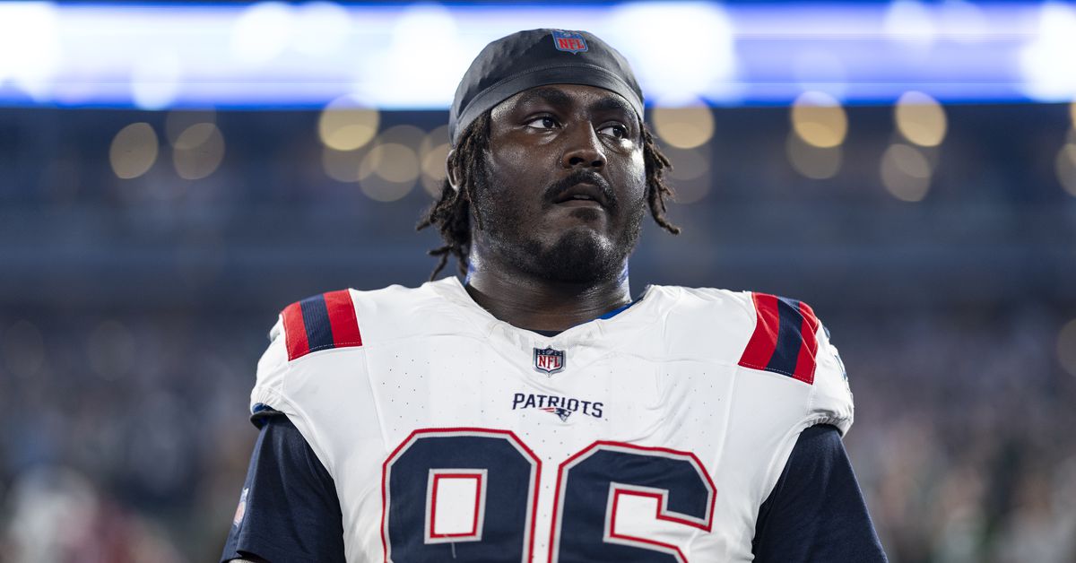 Colts reunite with former defensive tackle off waivers and waive international safety