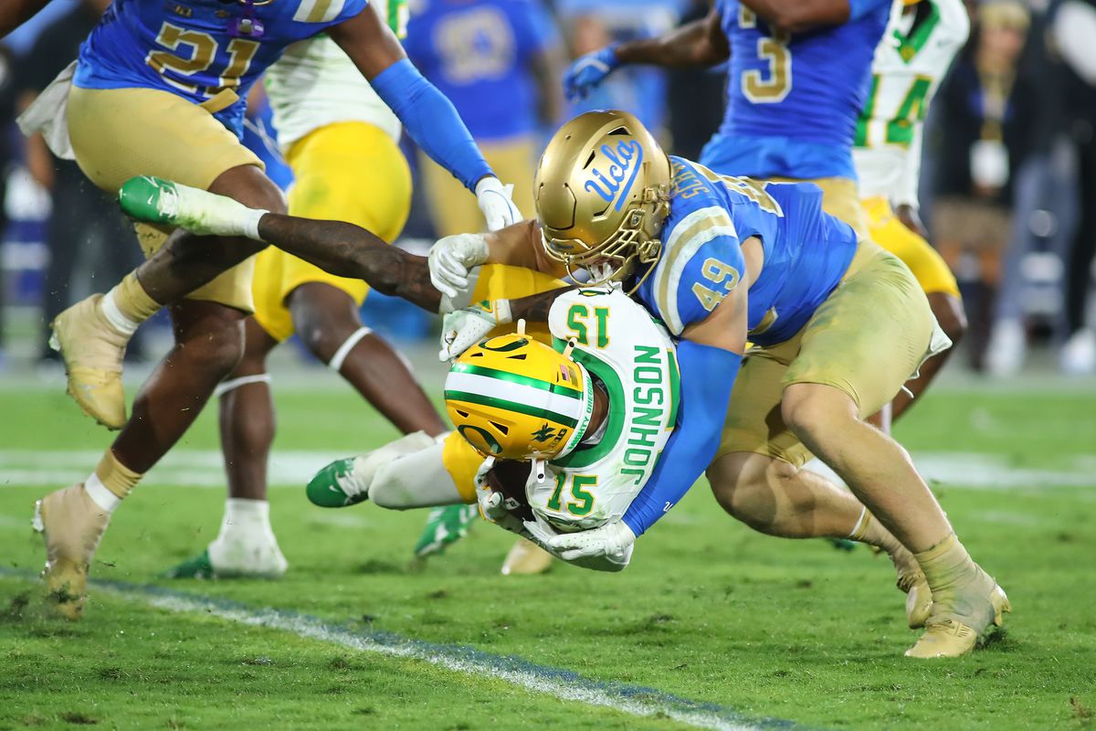 COLLEGE FOOTBALL: SEP 28 Oregon at UCLA