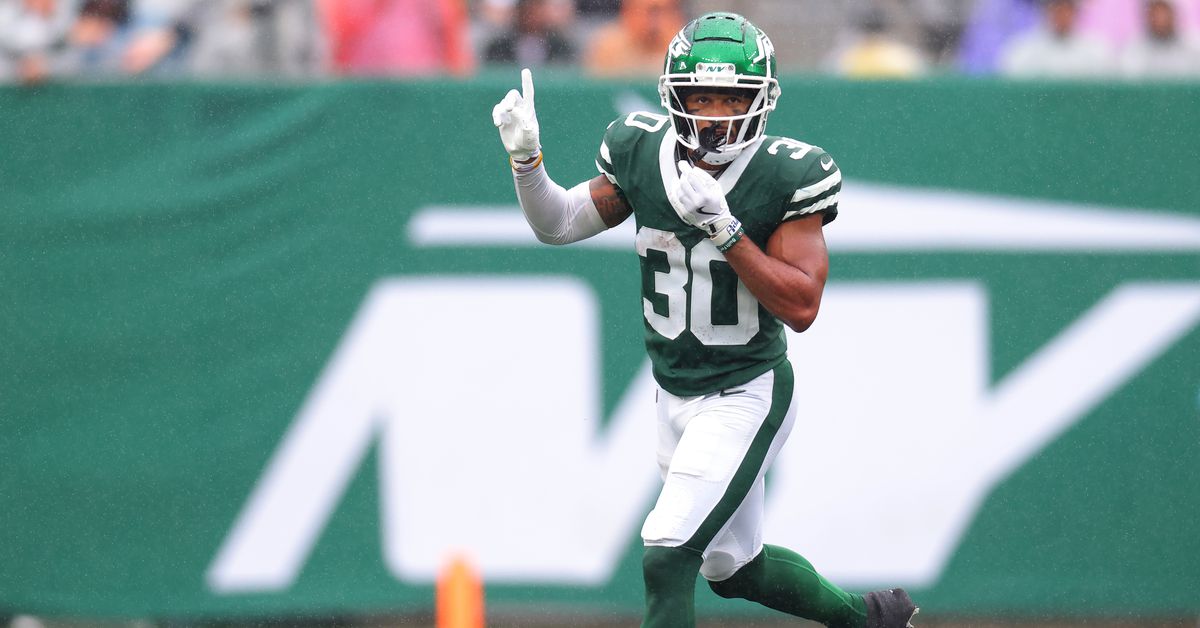 New York Jets News: Aaron Glenn Has His Eyes Set On Underrated Area
